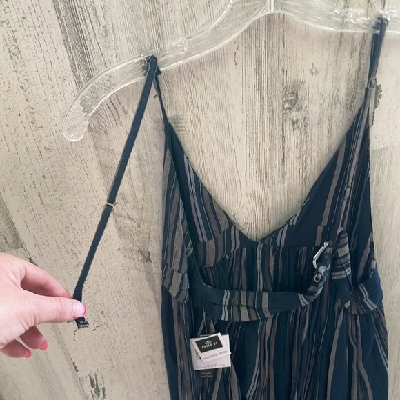 O’Neill cover up. - Picture 11 of 11